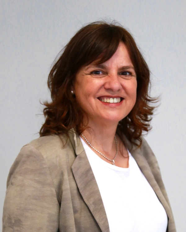 M Carmen Castro Bugallo